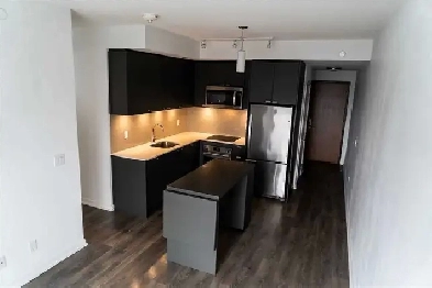 Two Bedroom Two Bathroom Condo Image# 8