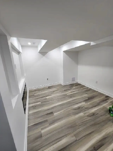 1 bed, 1 Bath Basement Apartment Image# 4