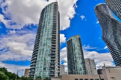 Luxury 1 bed 1 den/2nd bed, 2 Full Baths at Square One - 16 May Image# 9