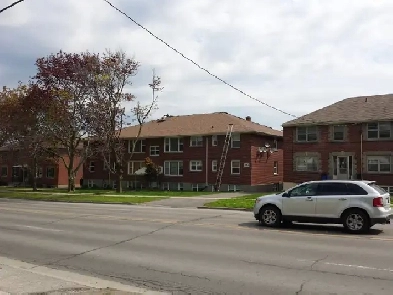 3 Bedroom Oshawa Image# 1