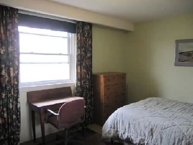 MARKHAM /STOUFFVILLE. COUNTRY HOUSE Image# 1