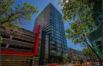 Stunning 2 bed/2bath condo overlooking Jet’s Nation Image# 6
