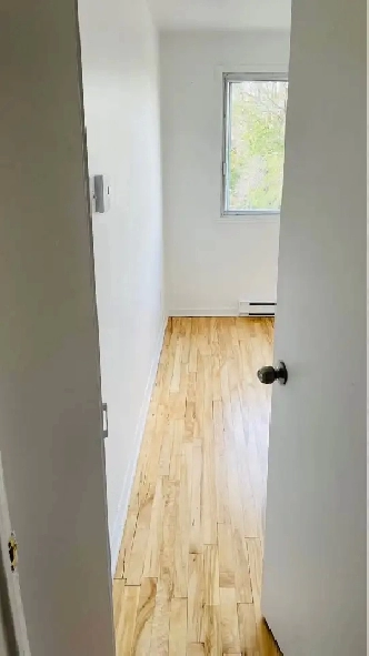 Private room for rent in a 2 bedroom apt Image# 1