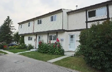 Townhouse for Rent Image# 2