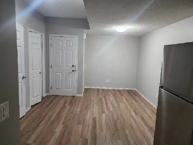 Basement suite for rent Image# 7