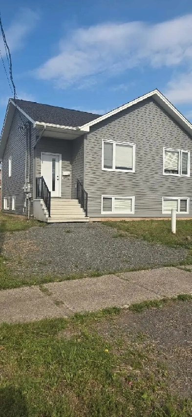 2 bedroom beautiful  semi detached Image# 1