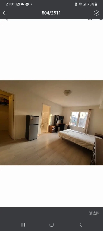 Private washroom Minutes Walk Finch west subway Image# 1