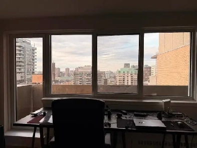 3.5 Apartment, top floor unit in Golden Square Mile available ! Image# 1