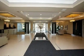 BREATHTAKING 2 BEDROOM 2 FULL BATHROOM, 2 PARKING OPTION Image# 2