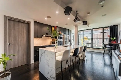 FOR SALE_1115 Rue du Square-Amherst Image# 17