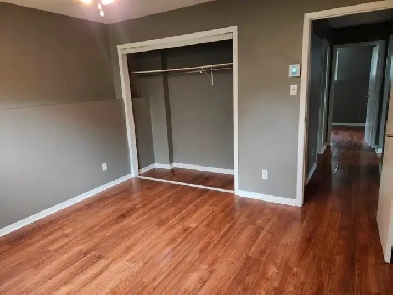 Cozy large 2 bedroom apartment in old Aylmer Image# 6