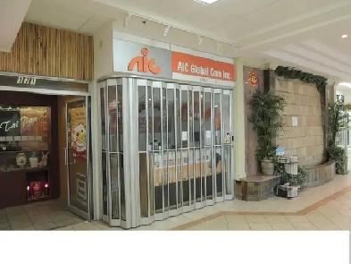 Small Retail Space on Centre Street in a Mall Image# 5