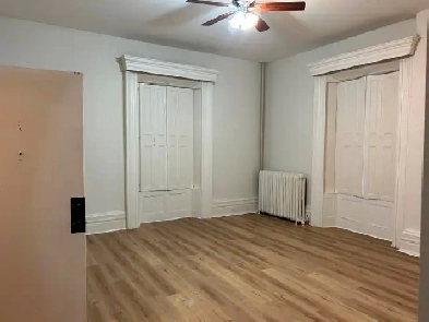 Large one bedroom unit for rent in St Thomas Image# 1