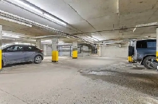Downtown Montreal Indoor Parking for Rent Image# 1