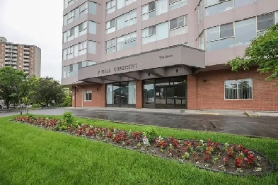 LOCATION & LIFESTYLE CONDO IN ST. CATHARINES - 2 BED, 2 BATH Image# 1