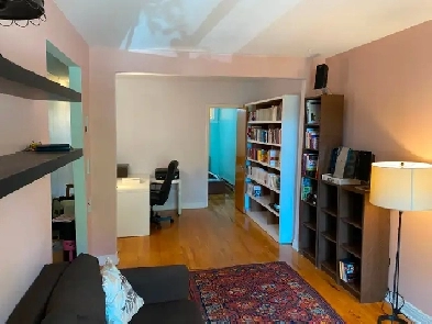 4.5 apartment, fully furnished, near Metro Jolicoeur. Image# 1