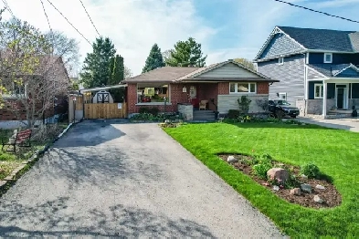 FULLY FINISHED COZY BUNGALOW - 3 2 BED, 2 BATH Image# 1