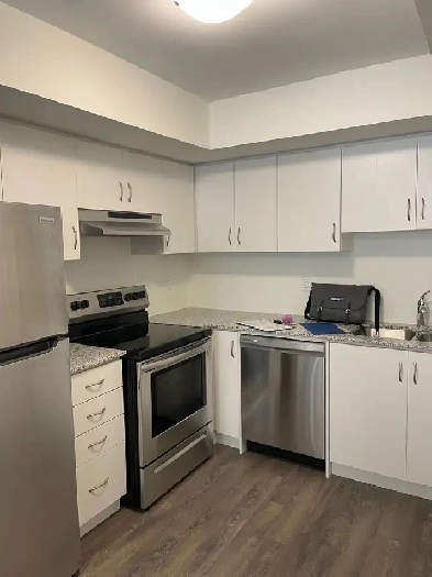 condo for rent Image# 10