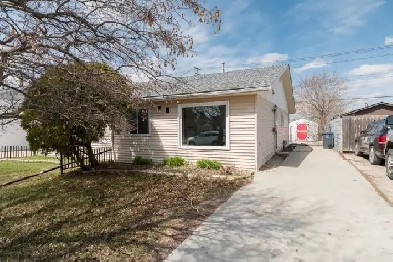 Now Renting: 3-Bedroom Home Backing Onto the Transcona Trail! Image# 11