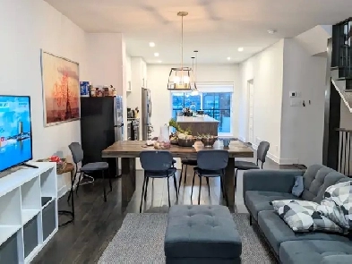 TownHouse 4Rooms   2Bathrooms OPEN HOUSE DAY May 10th 3-5pm Image# 4