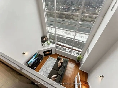 18 FT CEILINGS! 2 Storey Loft w 2 Parking Spaces In Etobicoke Image# 1
