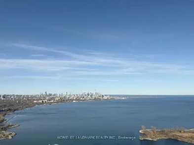 3 BED 3 BATH CORNER PENTHOUSE OVERLOOKING THE LAKE! Toronto Image# 1