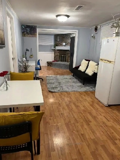 1 Bed, 1 Bath Walkout Basement in North York for Rent Image# 8