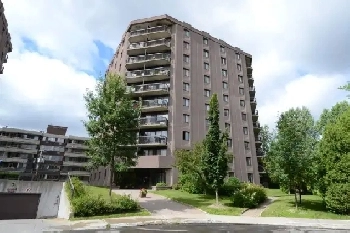 beau 4 1/2 Ahuntsic-Cartierville - Parking Interieur Image# 8