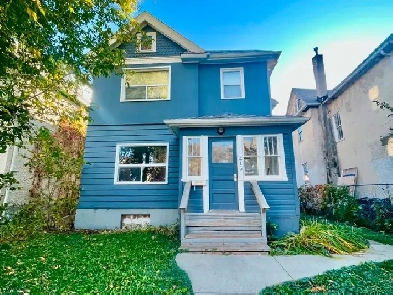 DUPLEX, 2 1/2 Storey, Move-In Ready! UofM, Dwntwn, Portage A, Image# 1