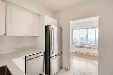 modern Downtown two-bedroom two-bathroom apartment - ID 3806 Image# 1