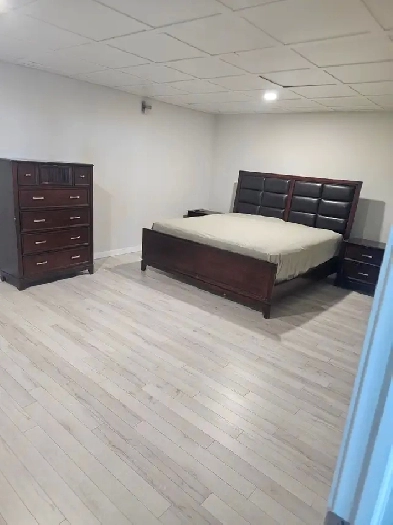 3 rooms available for rent furnished & unfurnished Image# 1