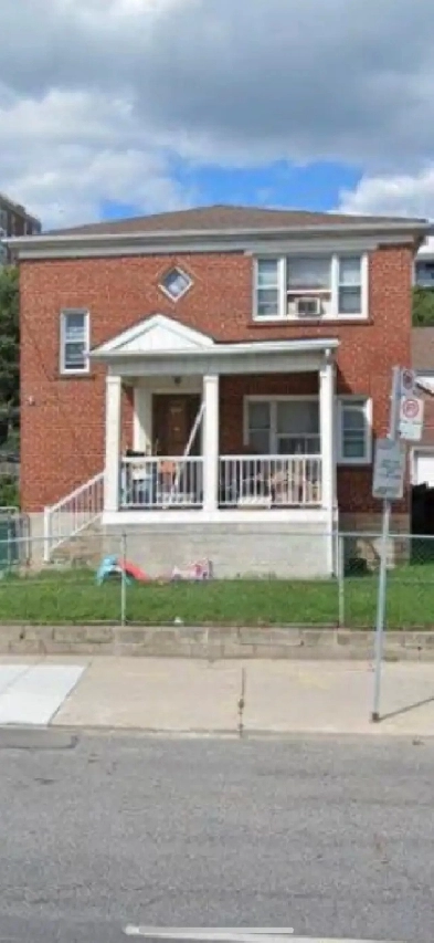 room for rent Image# 1