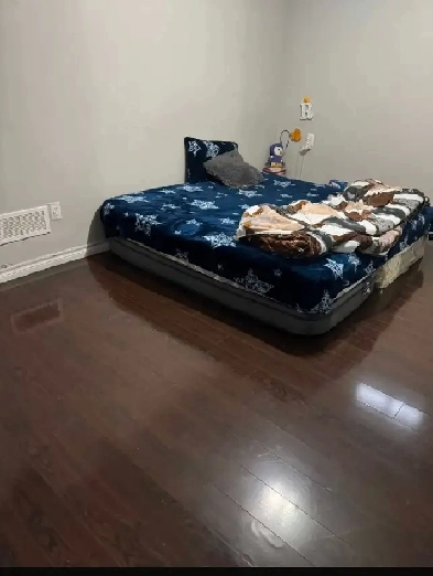 SPACIOUS BASEMENT SHARING ROOM FOR RENT AVL NOW GIRLS Image# 1