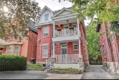 Sandy Hill WILBROD ST 5-bedrooms for rent Image# 1