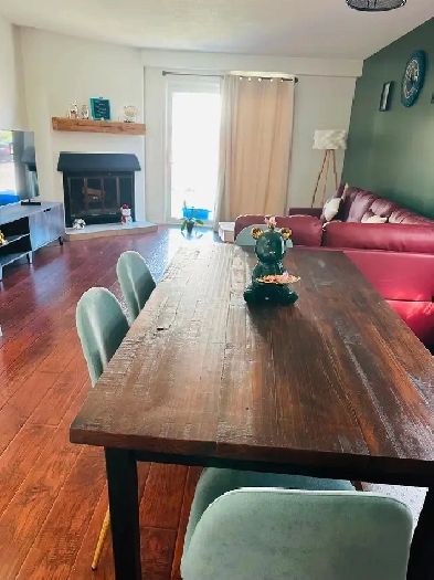 All inclusive Bachelor studio near Algonquin and Bayshore Image# 6