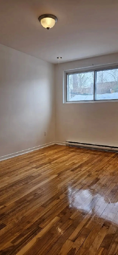 Apartment 41/2 à louer Image# 3