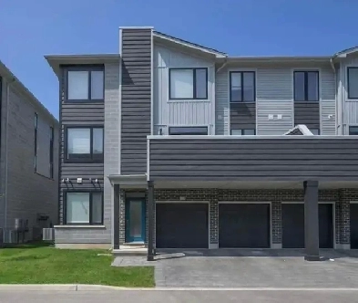 1 Bedroom Available in a Fully Furnished 3 Bedroom Townhouse Image# 1