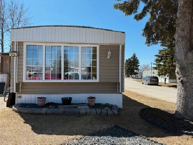 Southglen Park 3 Brs, 1 Bath, 1,220 sq.ft $199,900! Image# 7