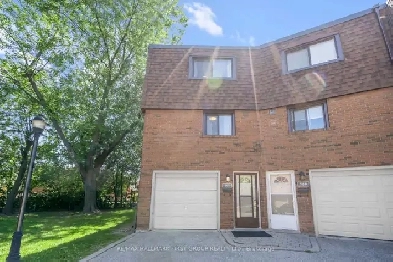 3 Bedroom 2 Washroom   Basement Townhouse Scarborough for Rent Image# 5
