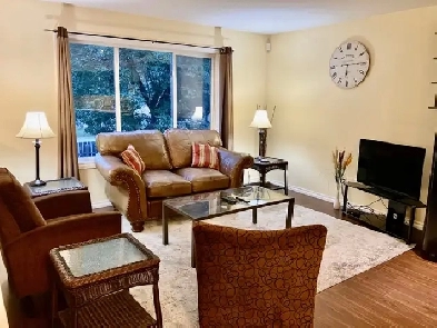 Regin furnished 3 bed with everything included! Image# 6
