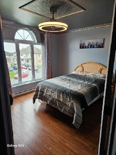 Chambre à louer avec salle de bain privée Image# 2