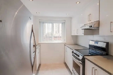 renovated one bedroom apartment near Peel metro - ID 86 Image# 1