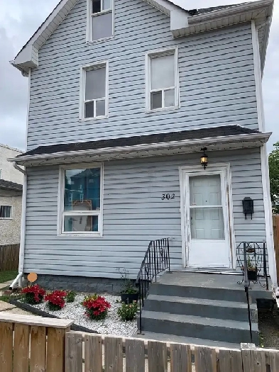 Furnished room for rent Image# 1