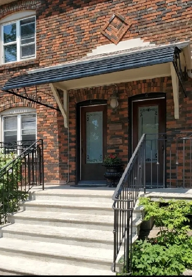 Beautiful 1 bedroom apartment ( Yonge Image# 2