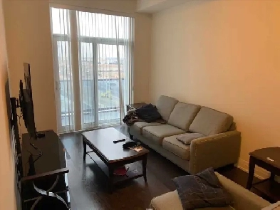 1 Bedroom   Den for rent in Vaughan Metropolitan Centre Image# 5