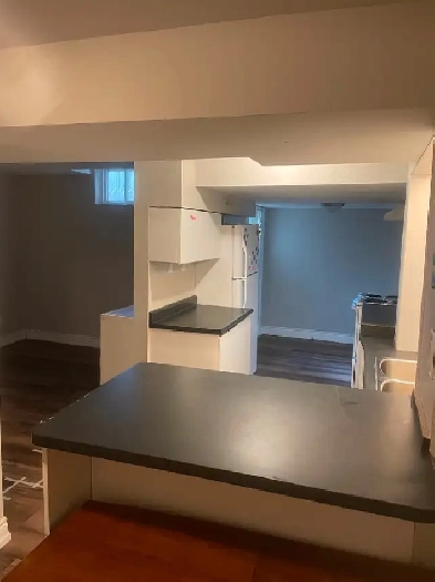 Excellent location -Mississauga-Basement available Aug/01/25 Image# 6