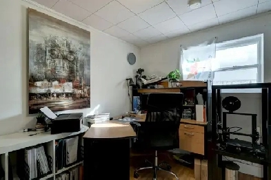 Cozy 2-BR suite in Richmond SW Close to DT Image# 3