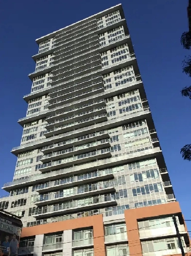 One Bedroom Condo in DT for Jul 1 Occupancy Image# 4