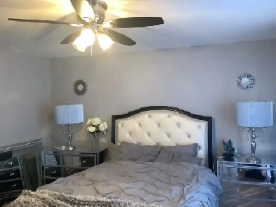 Gorgeous bdrm with bathroom & kitchenette Image# 1