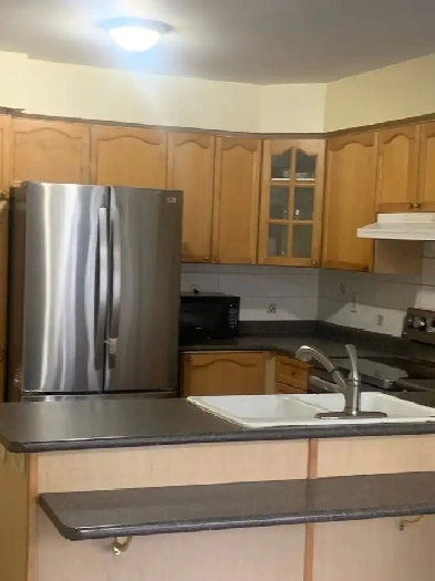 Spacious Rooms (Mississauga Rd & Derry) Image# 1